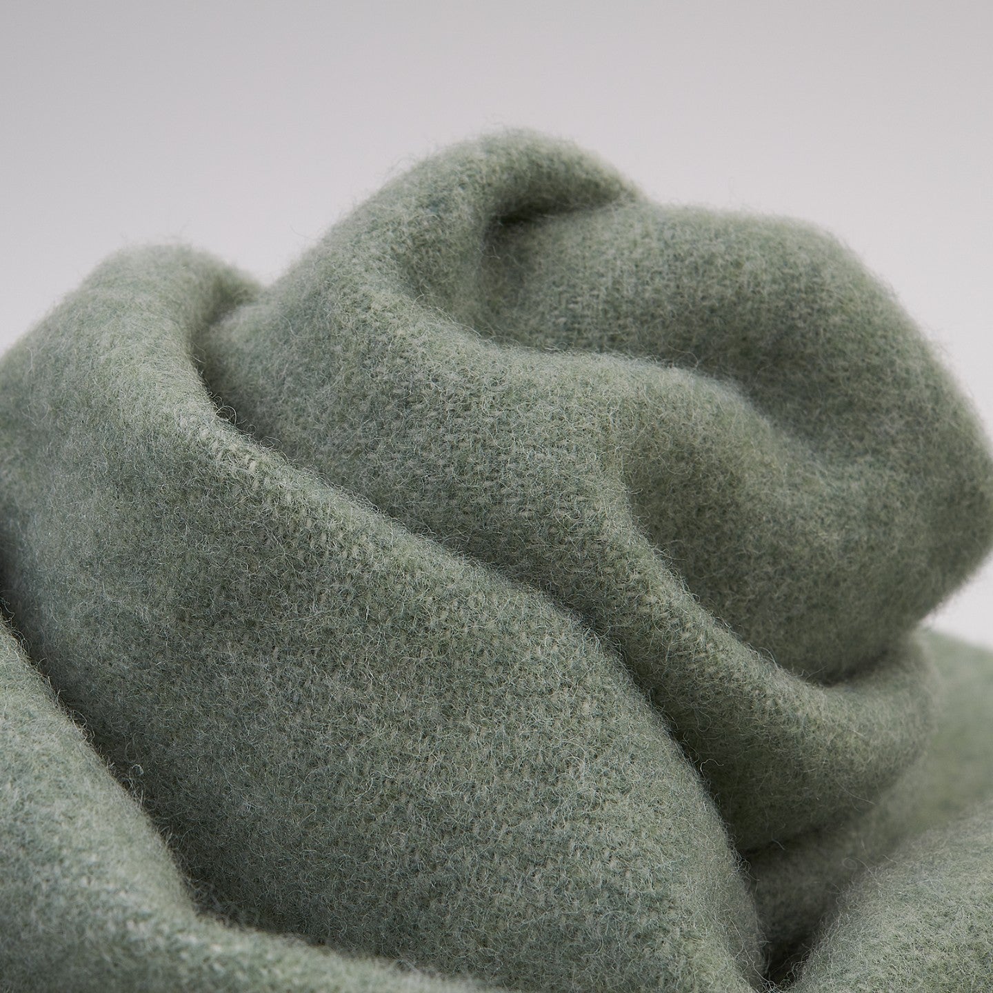 ee40175f038943a0425296e73993db0a