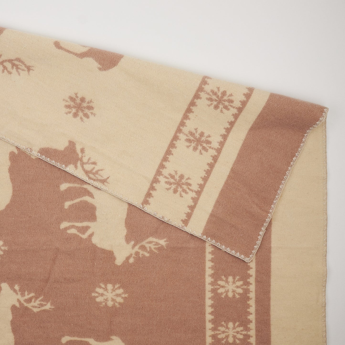 d054136140839fba77e57dde53a47da9