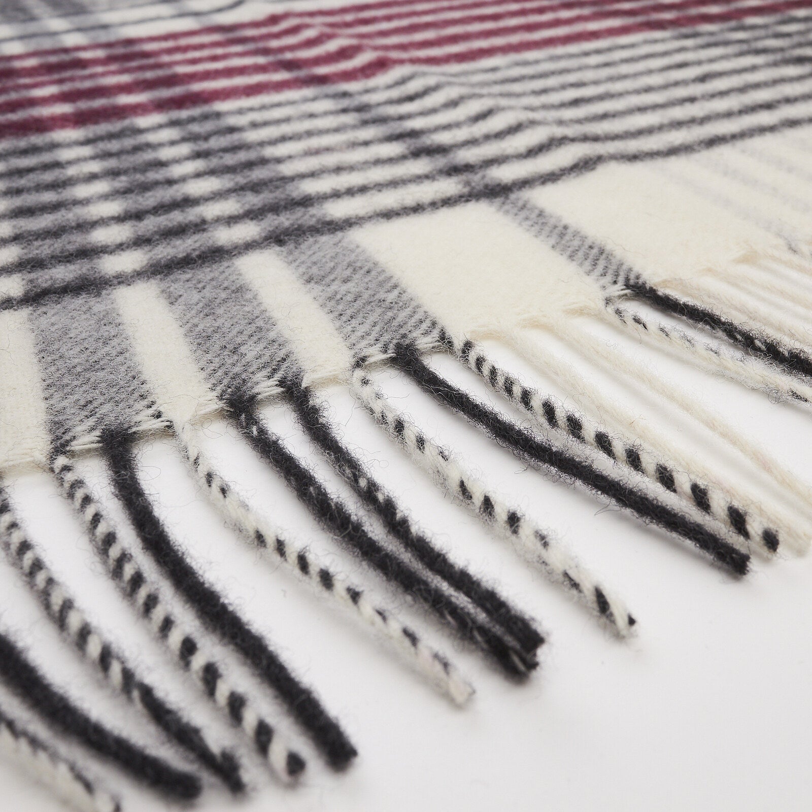 e1ff7893d8816b5ee315e74f4b661e76