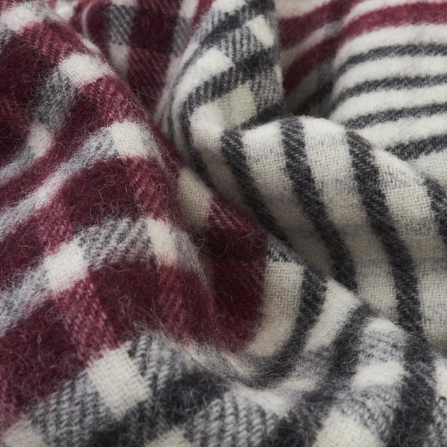 3b28436bbd8f42702e81e6cada47090e