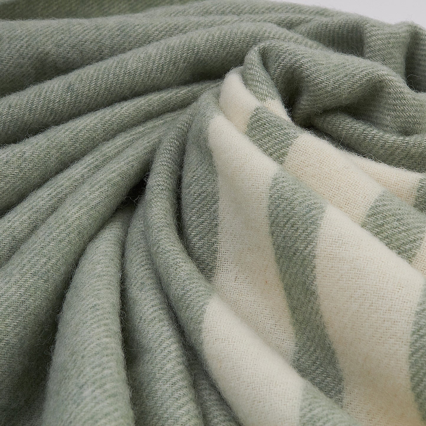 0534e8856ccaa0efc397df1fe7028dd3