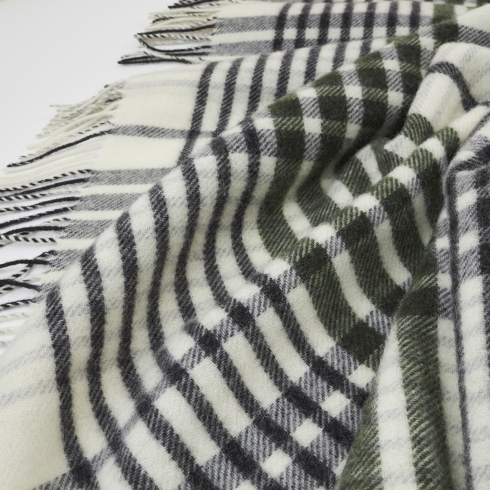 431c44b20abb5d83f2bb444b2f9c7f01