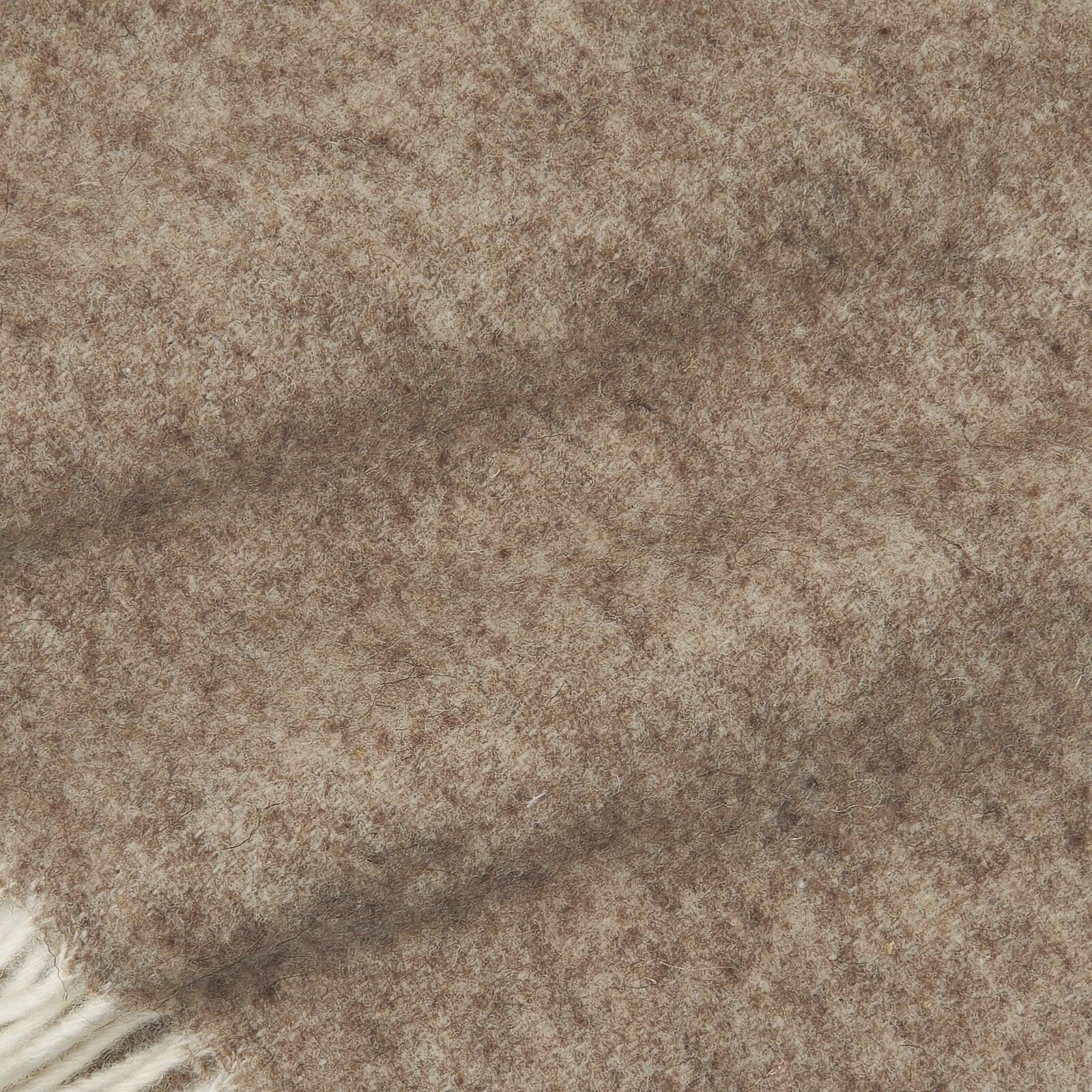 6de53276437c444b5194344e2bb6fbc5