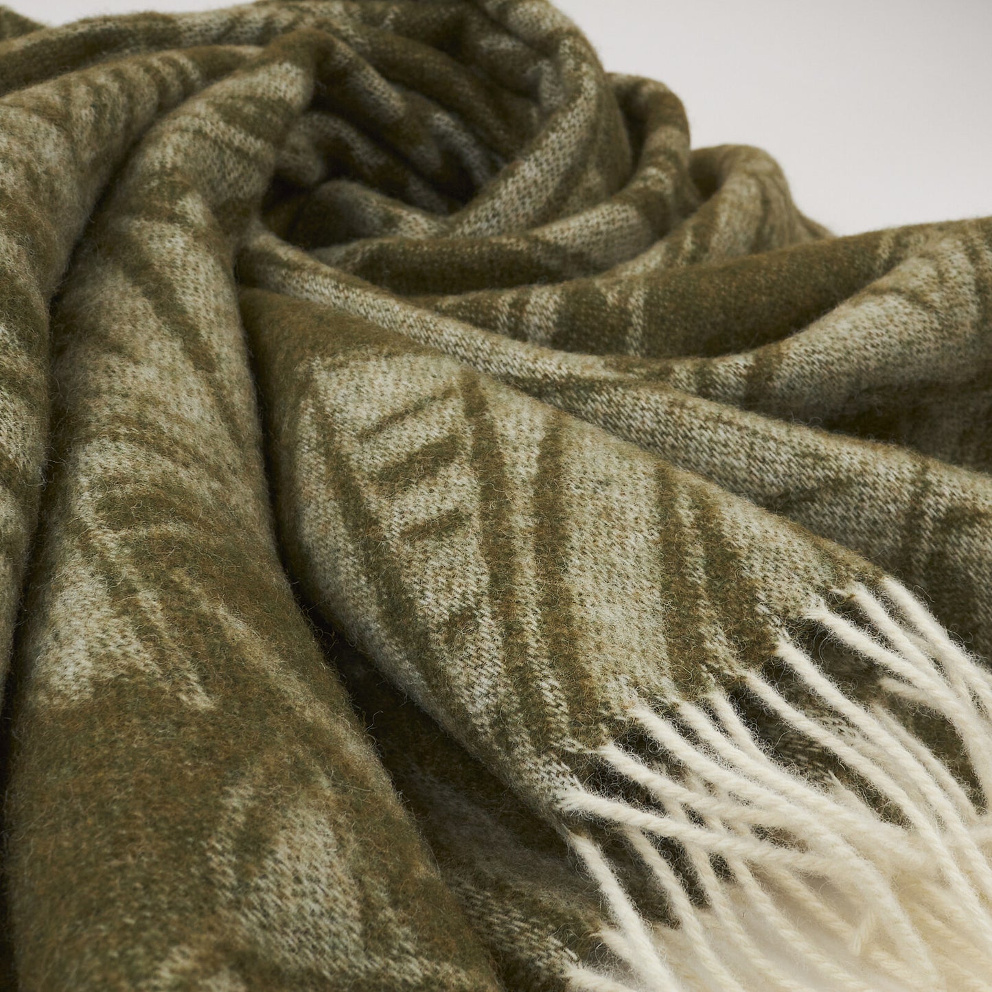 f22131d7a02a3ea06ab82da98c7ca766