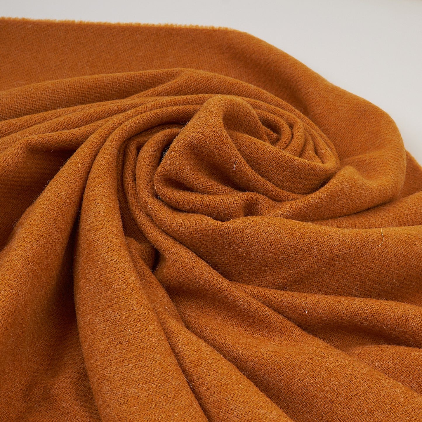 0784cff3bbe5bf085712b601f5a1f374