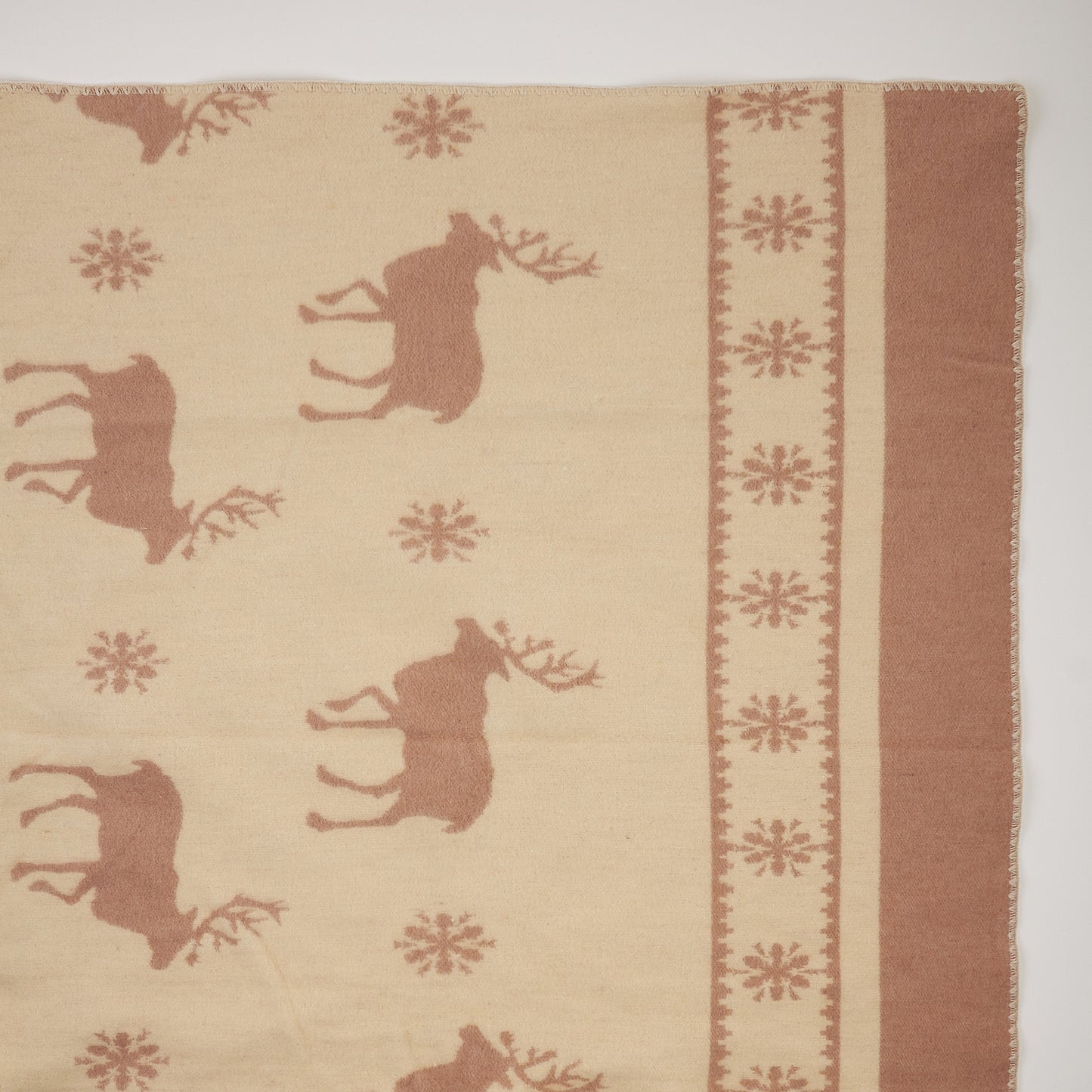 356ee3e37f1405d347adba4eaf027ece