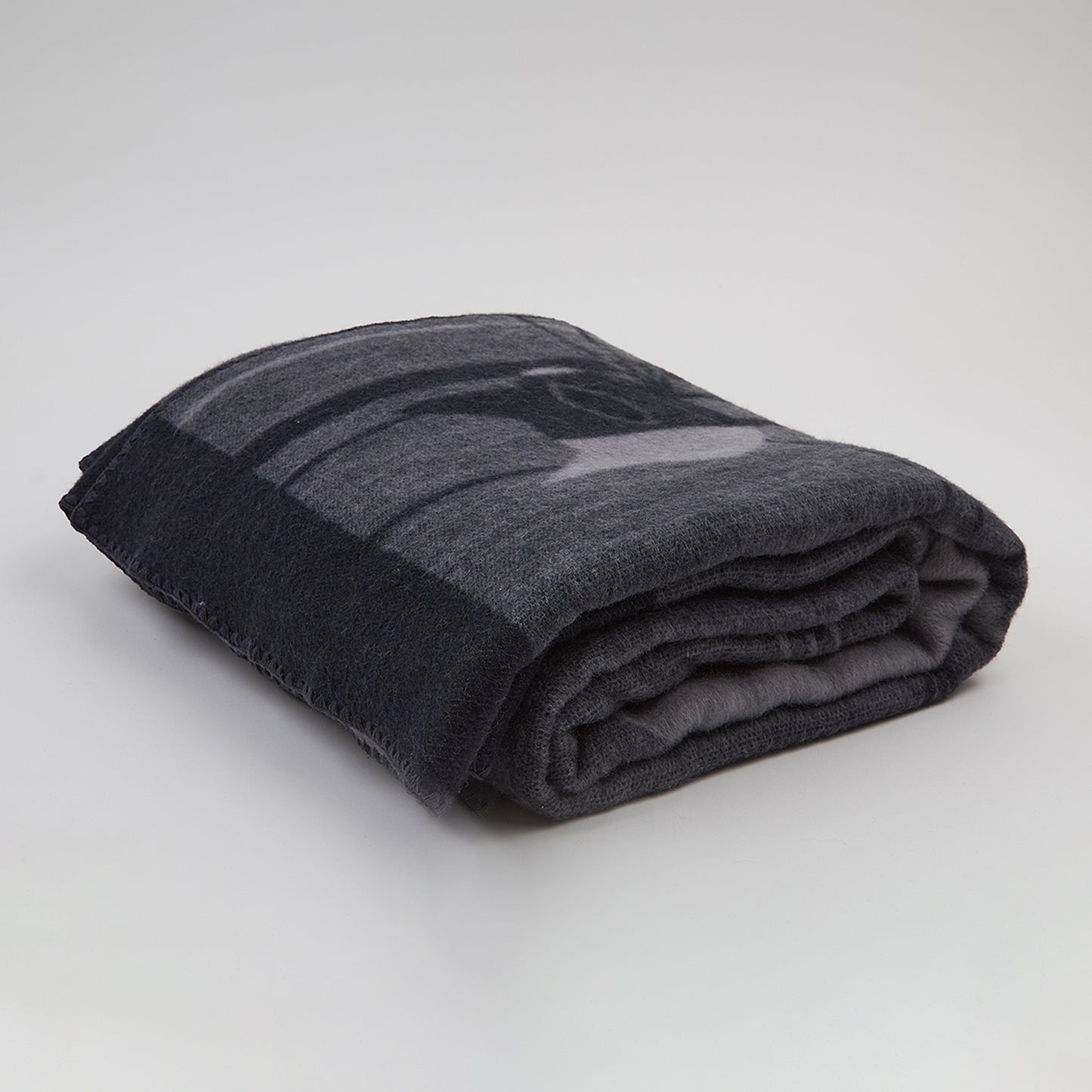 65b2a11f388a8de60cfea74610da5827