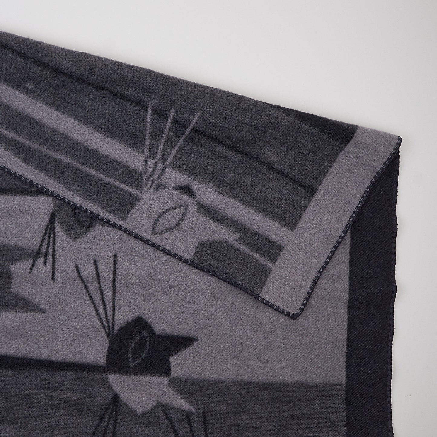 87d823001af9ce549516c53cebeeb977