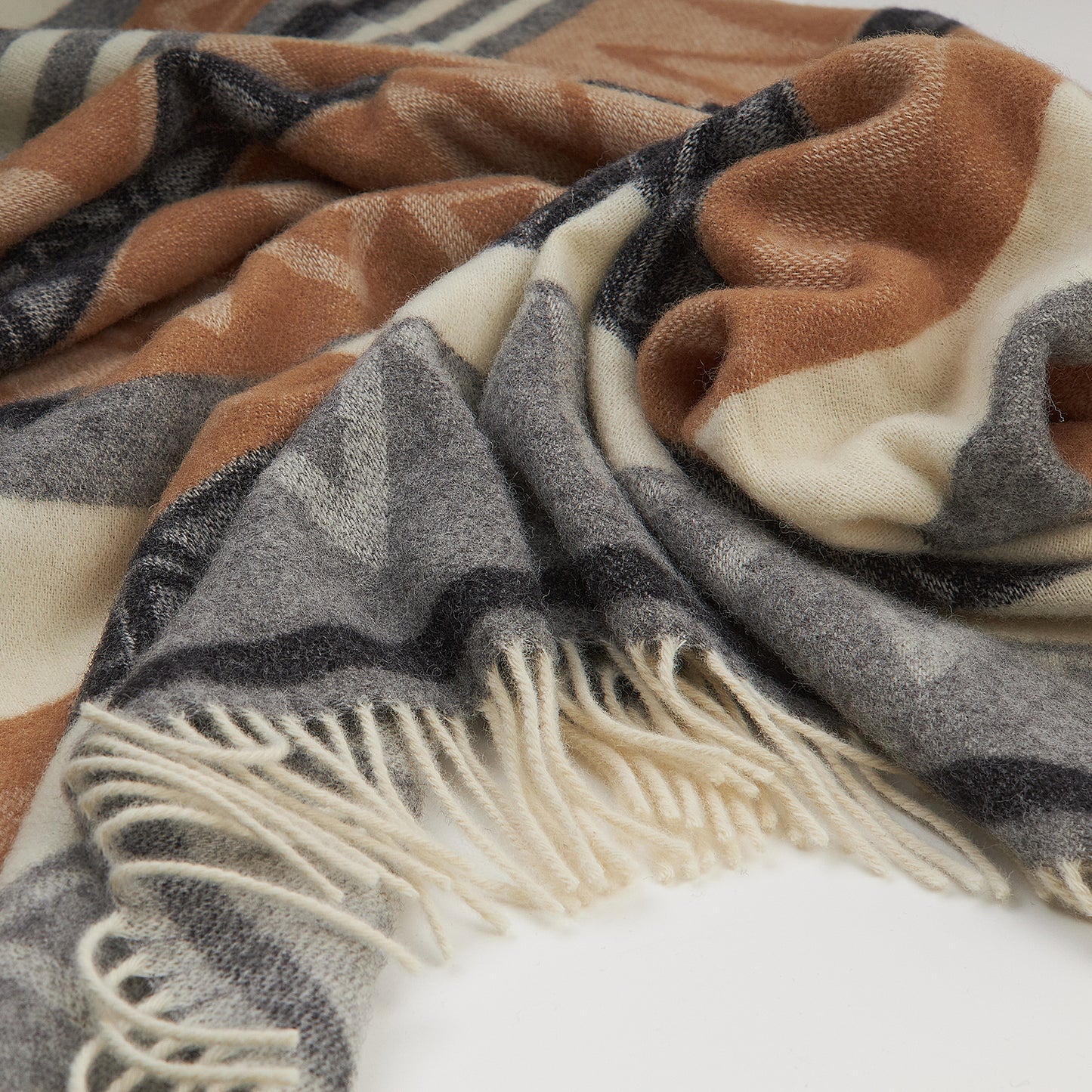 3b8f797e2bdcf0518f276fe616698493