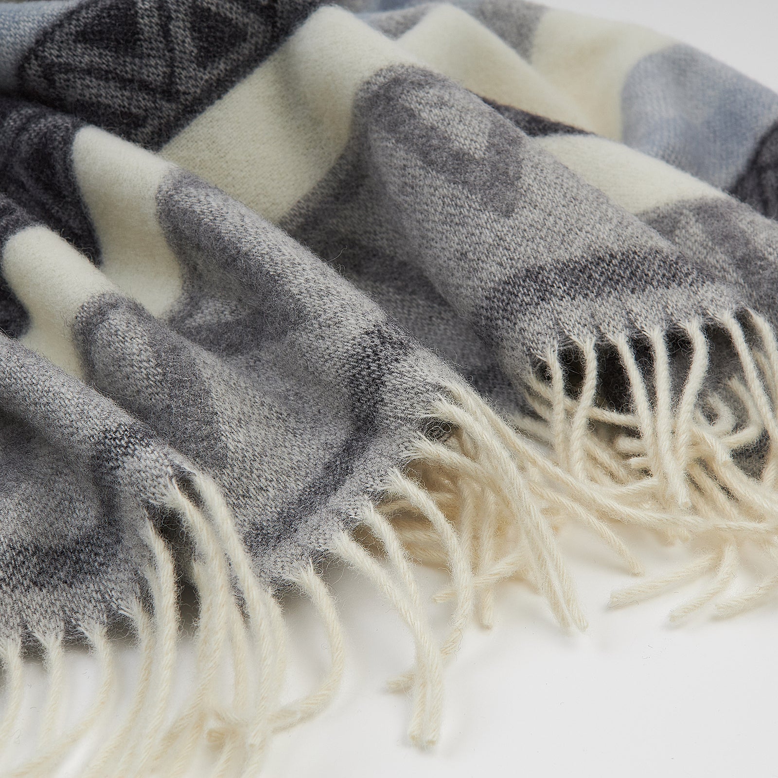 8863d636e0c57c44464379db1e4a444c