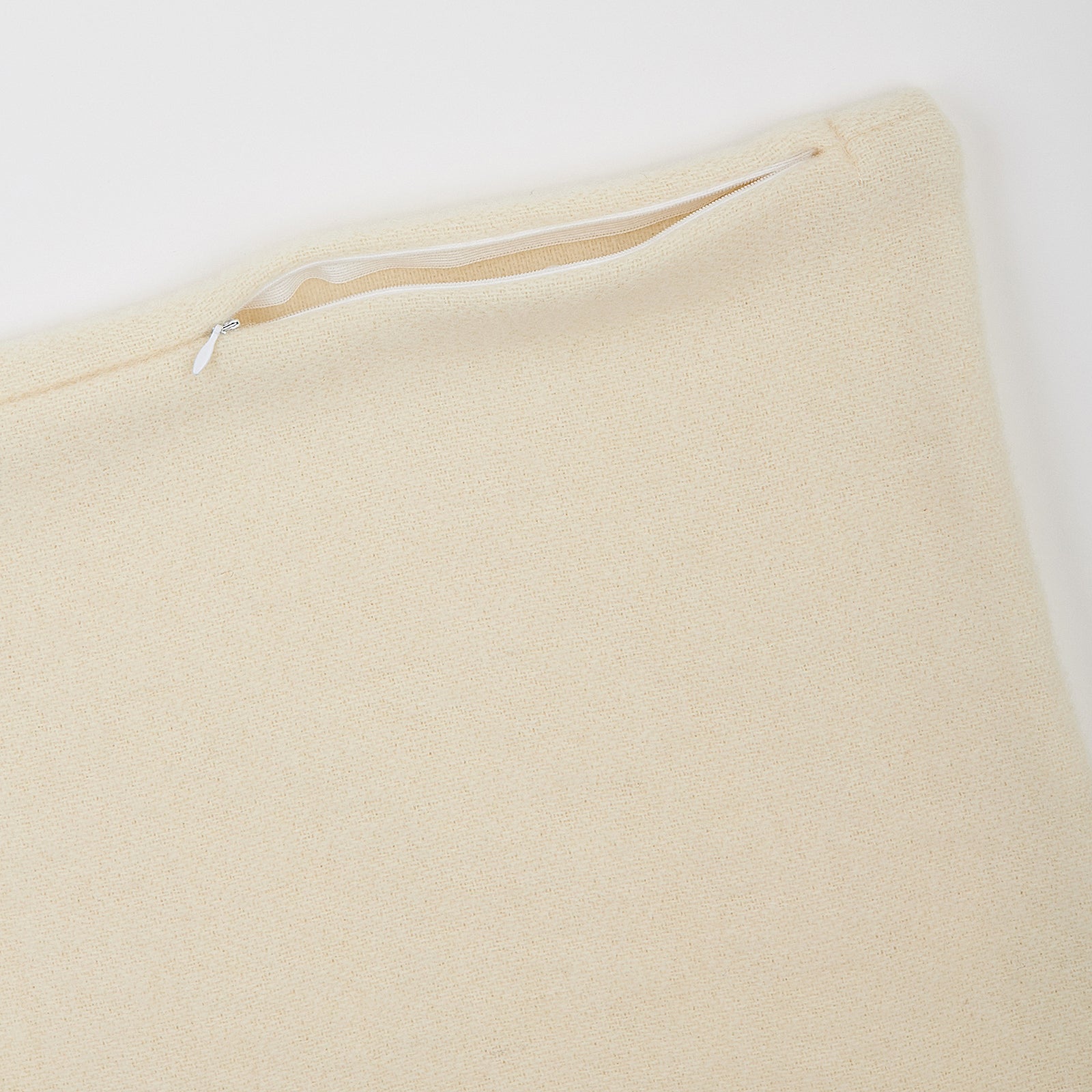 83781924cd5a3303d028807f12922ab0