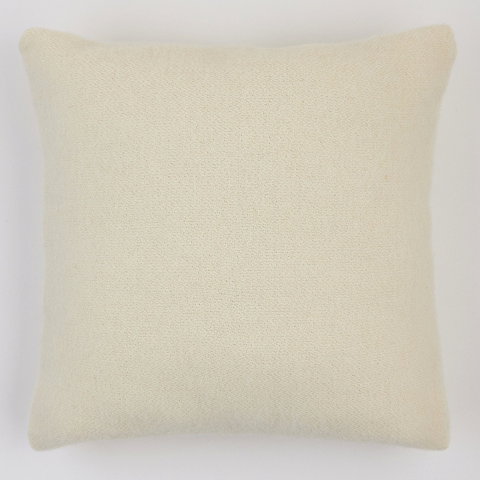 6ce5ce9fefd4de0f626cd0a51aafae39